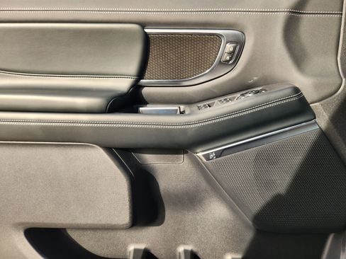 New 2026 Ford Expedition Platinum w/ Stealth Appearance Package image 21