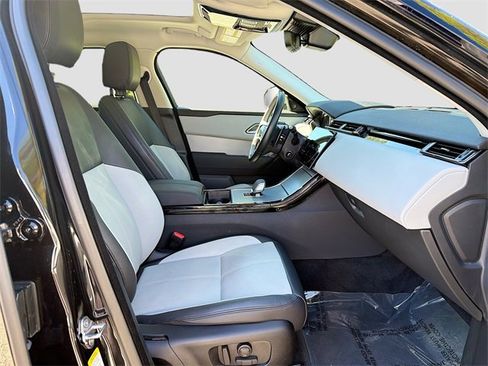 Used 2025 Land Rover Range Rover Velar S image 15