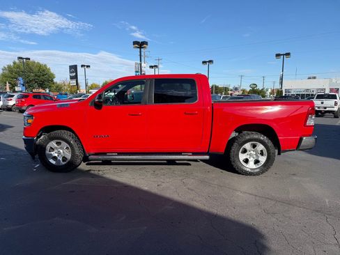 Used 2021 RAM 1500 Big Horn image 9