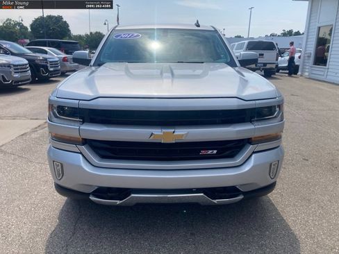 Used 2017 Chevrolet Silverado 1500 LT w/ All Star Edition AWD/4WD image 2