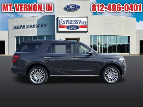 Used 2024 Ford Expedition Limited AWD/4WD image 5