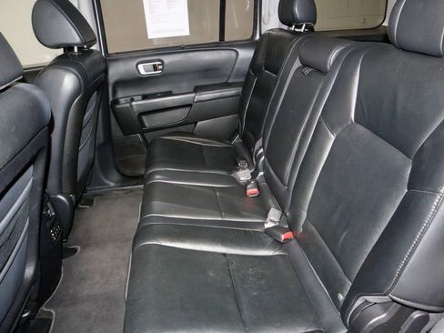 Used 2011 Honda Pilot Touring image 23