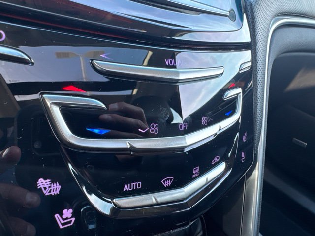 Used 2016 Cadillac XTS Luxury w/ Driver Awareness Package FWD image 18