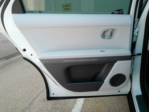 Used 2023 Hyundai Ioniq 5 SEL RWD image 16