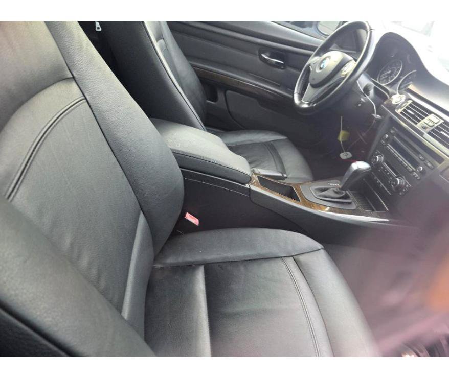 Used 2011 BMW 335i xDrive Coupe AWD/4WD image 10