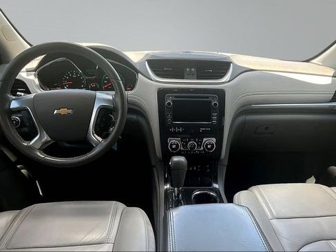 Used 2016 Chevrolet Traverse LT FWD image 7