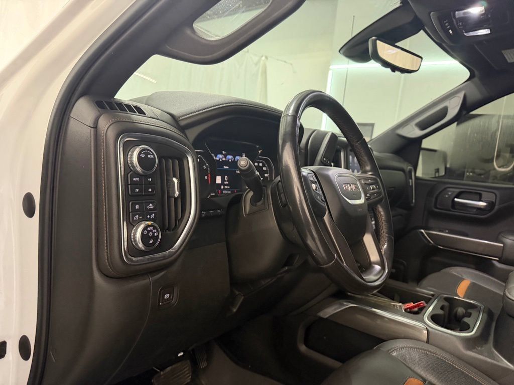 Used 2022 GMC Sierra 1500 AT4 w/ AT4 Premium Package AWD/4WD image 13