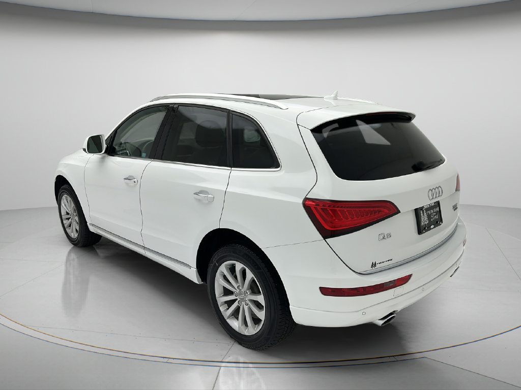 Used 2015 Audi Q5 2.0T Premium Plus w/ Technology Package AWD/4WD image 4