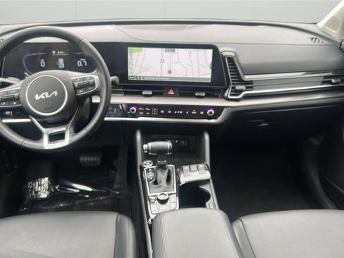 Used 2023 Kia Sportage EX image 19