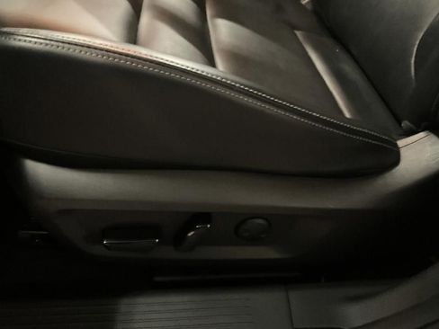 Used 2023 Nissan Rogue SV w/ SV Premium B Package image 17