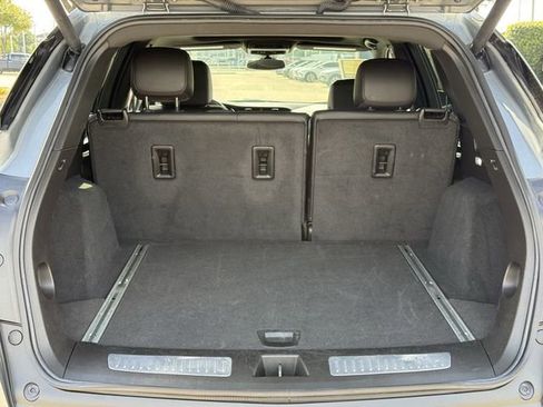 Used 2024 Cadillac XT5 Premium Luxury image 35