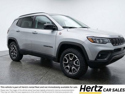Used 2025 Jeep Compass Trailhawk