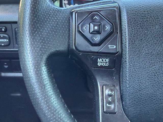 Used 2017 Toyota 4Runner TRD Off-Road Premium AWD/4WD image 23
