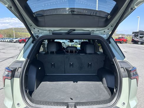 Used 2026 Chevrolet Equinox LT w/ Convenience Package II AWD/4WD image 18