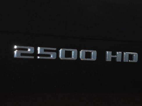 Used 2025 Chevrolet Silverado 2500 LT w/ Safety Package AWD/4WD image 24