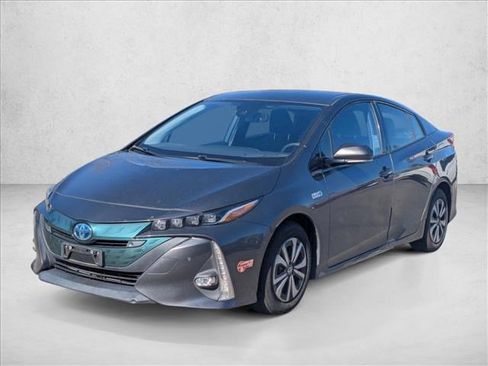 Used 2017 Toyota Prius Prime Advanced image 1