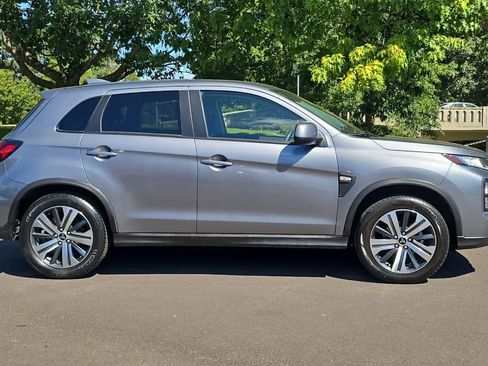 Used 2024 Mitsubishi Outlander Sport ES AWD/4WD image 8
