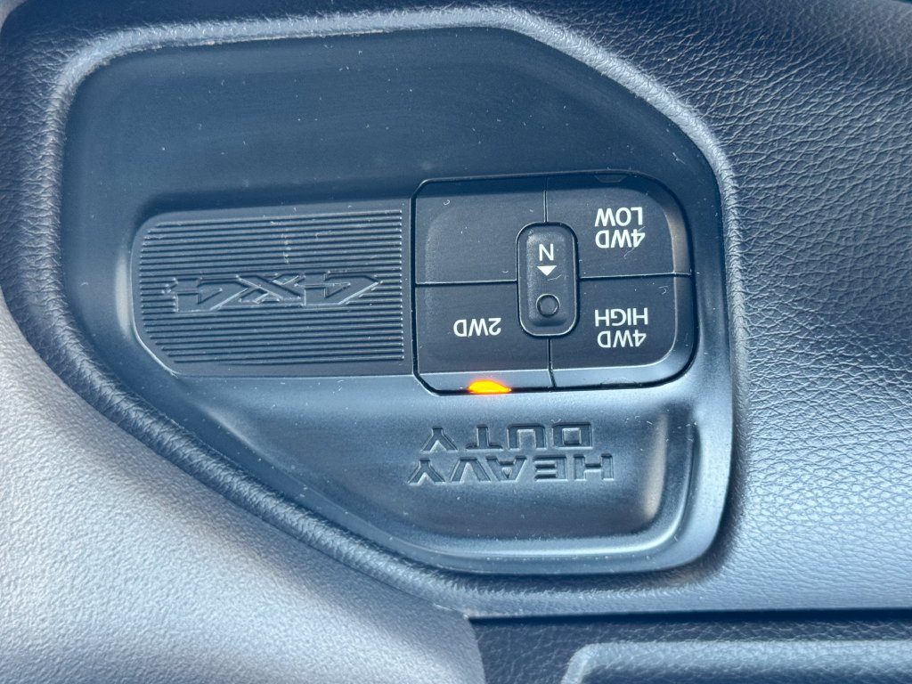 Used 2022 RAM 3500 Laramie AWD/4WD image 30