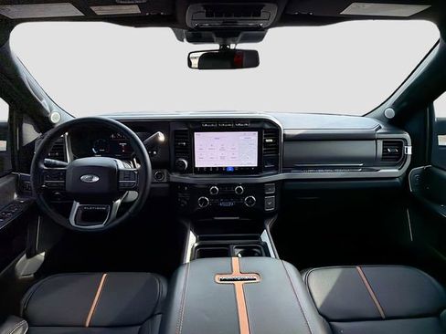 Used 2024 Ford F350 Platinum w/ FX4 Off-Road Package image 15