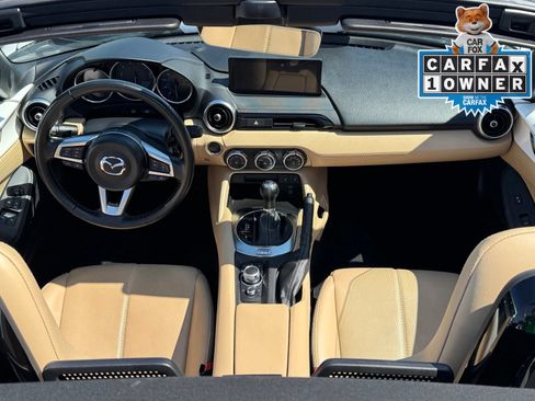 Used 2024 MAZDA MX-5 Miata Grand Touring RWD image 2