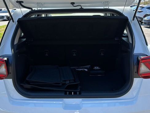 New 2026 Hyundai Venue SEL image 18