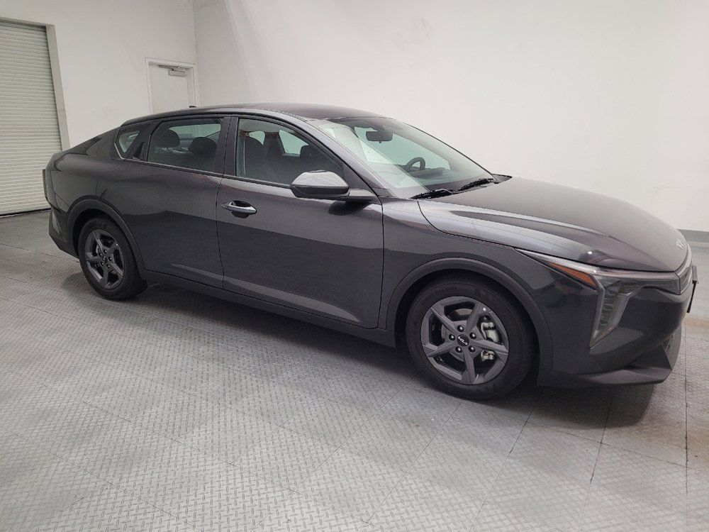 Used 2025 Kia K4 FWD image 11