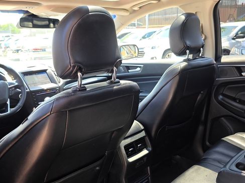 Used 2019 Ford Edge Titanium w/ Equipment Group 301A FWD image 26