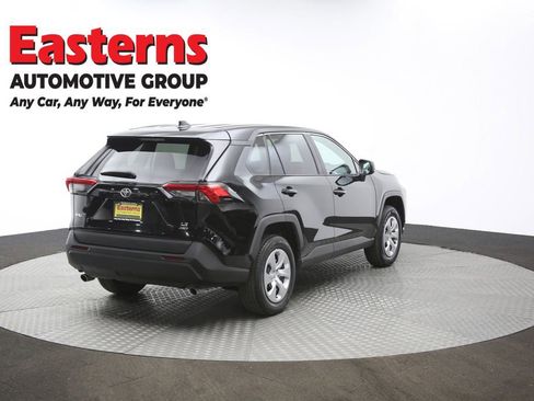 Used 2024 Toyota RAV4 LE image 39