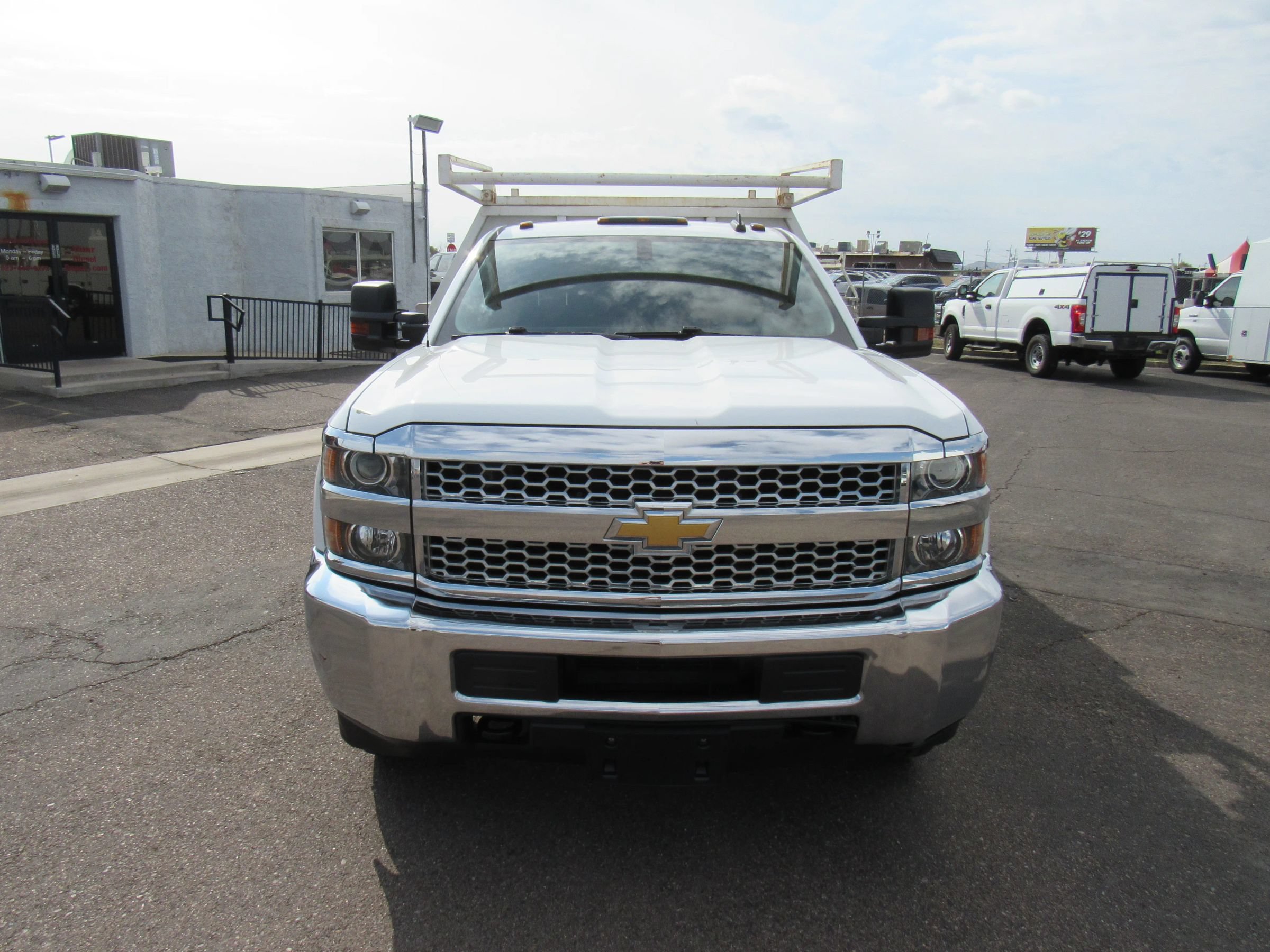 Used 2019 Chevrolet Silverado 3500 W/T w/ WT Convenience Package RWD image 3