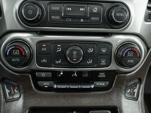 Used 2018 Chevrolet Tahoe LT AWD/4WD image 34