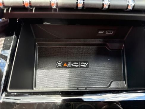 New 2026 GMC Yukon Elevation w/ Elevation Premium Package AWD/4WD image 20