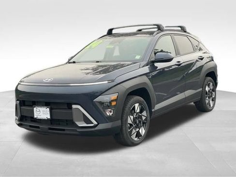 Used 2024 Hyundai Kona SEL AWD/4WD image 2