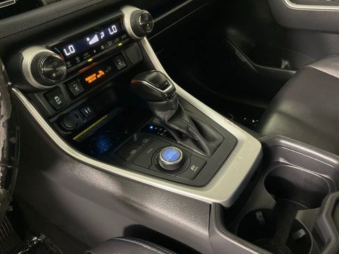 Used 2019 Toyota RAV4 XSE image 20