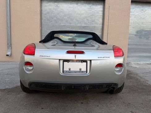 Used 2009 Pontiac Solstice Convertible w/ Premium Package image 25