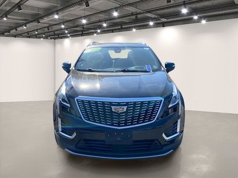 Used 2021 Cadillac XT5 Premium Luxury AWD/4WD image 2