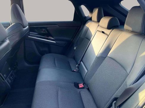 Used 2023 Toyota bZ4X FWD image 16