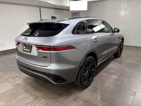 New 2026 Jaguar F-PACE R-Dynamic S image 27