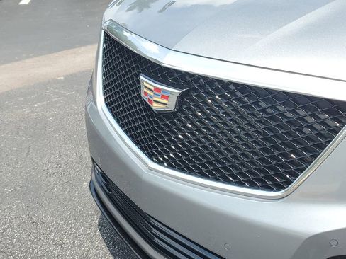 Certified 2023 Cadillac XT5 Sportv w/ Technology Package AWD/4WD image 9