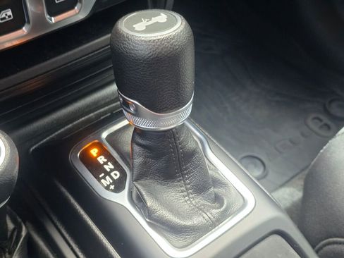 Used 2021 Jeep Wrangler Sport AWD/4WD image 34
