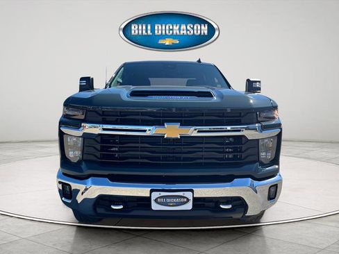 New 2026 Chevrolet Silverado 3500 LT AWD/4WD image 2