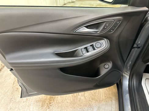 Used 2021 Buick Encore GX Essence w/ Advanced Technology Package AWD/4WD image 26