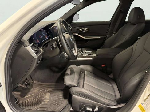 Used 2021 BMW 330i Sedan w/ Premium Package RWD image 13