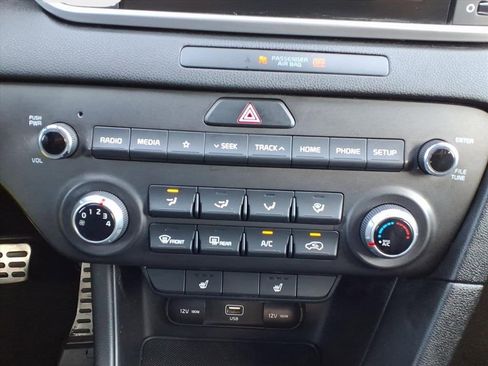 Used 2020 Kia Sportage S image 21