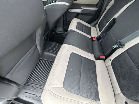 Used 2023 Ford Bronco Wildtrak AWD/4WD image 11