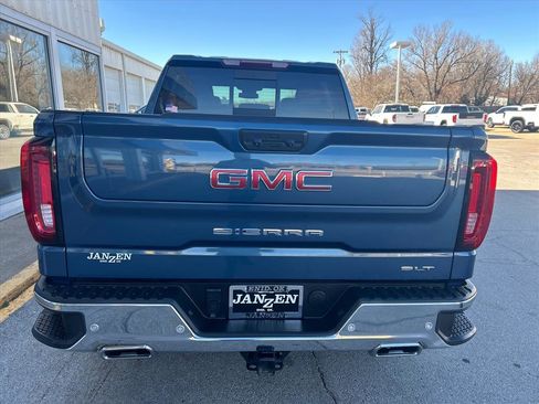 Used 2024 GMC Sierra 1500 SLT w/ SLT Premium Plus Package image 6
