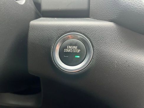 Used 2020 GMC Terrain SLE image 17