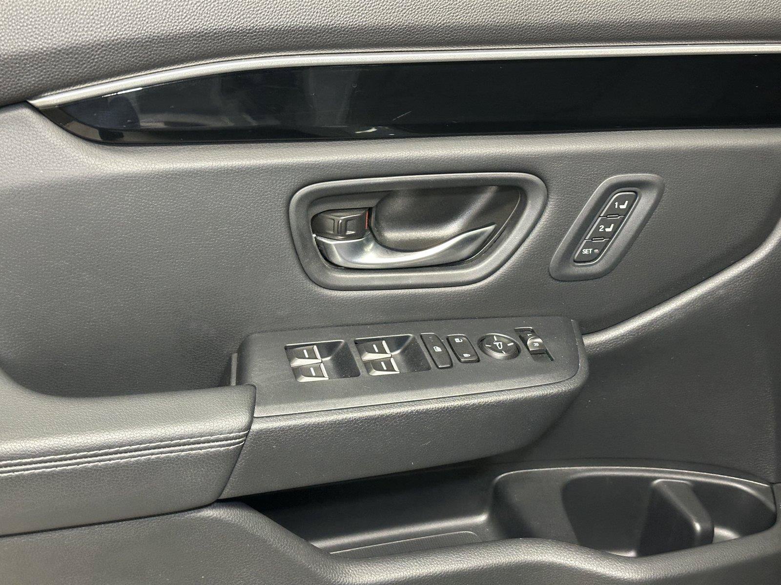 Certified 2024 Honda Pilot Touring image 21