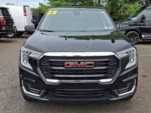 Certified 2023 GMC Terrain SLE AWD/4WD image 2