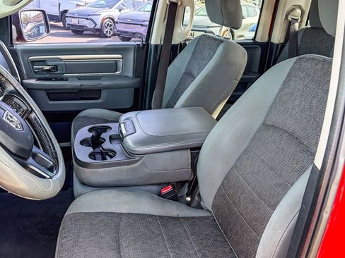 Used 2017 RAM 1500 Big Horn image 9