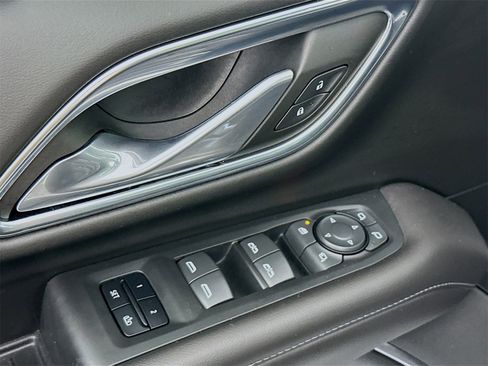 Used 2022 Chevrolet Tahoe LT w/ LT Signature Plus Package image 18